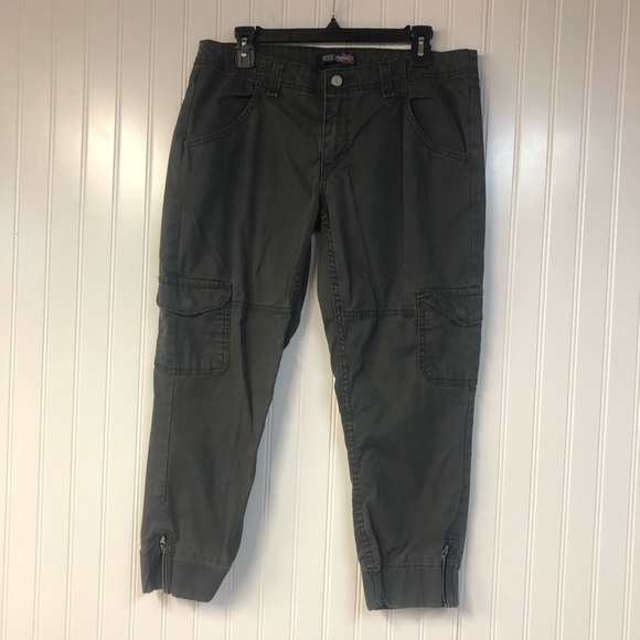 Levi’s Gray Cargo Pant Capris Size 13 Utility Pockets Vintage - Picture 1 of 5